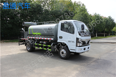 東風(fēng)多利卡噴霧灑水車(5噸)